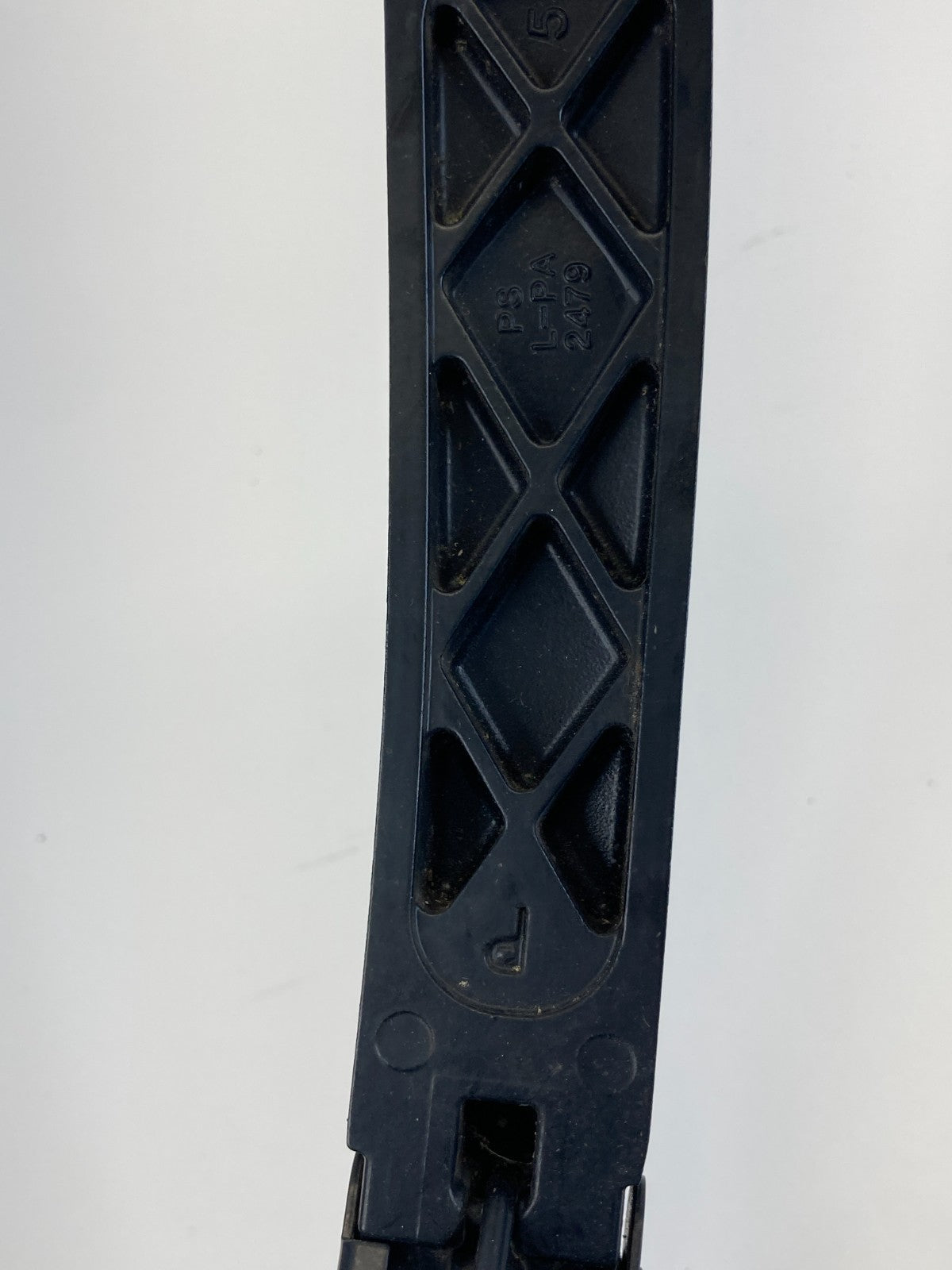 2014 15 16 17 18 2019 Kia Soul Front Windshield Wiper Arm Pair Set OEM