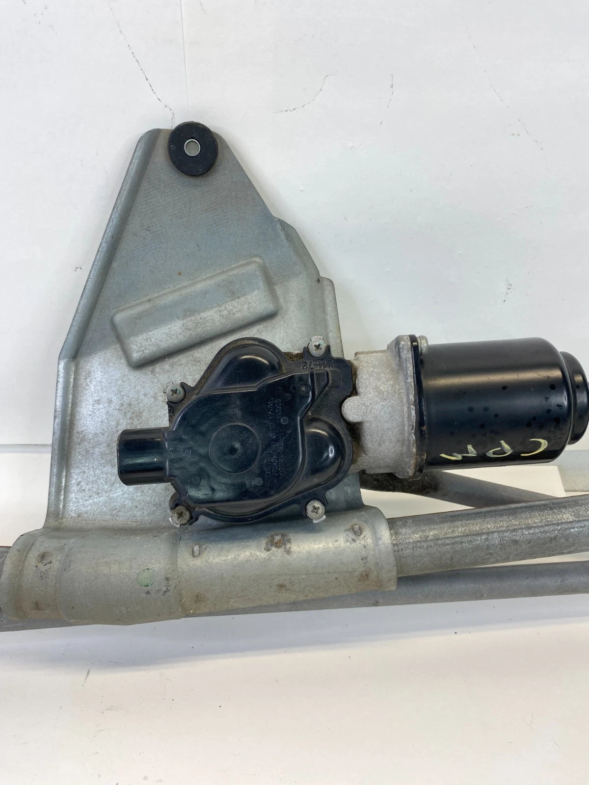 2003-2008 HONDA PILOT FRONT WINDSHIELD WIPER MOTOR ASSY W/ LINKAGE OEM