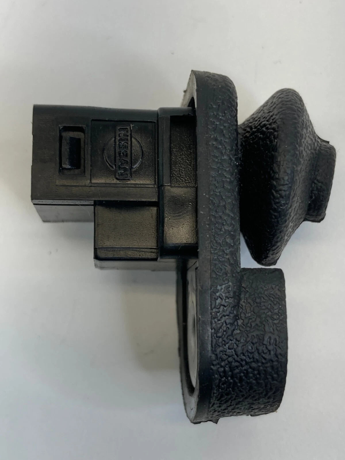 2004-2008 NISSAN MAXIMA SEDAN FRONT RIGHT SIDE DOOR JAMB AJAR SWITCH SENSOR OEM