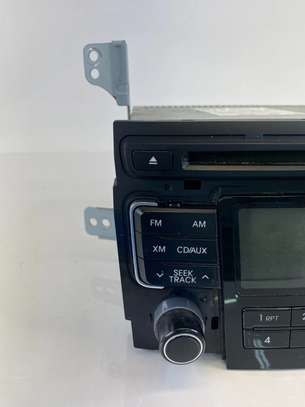 2011 HYUNDAI SONATA AM/FM XM RADIO CD PLAYER RECEIVER UNIT 96180-3Q000 OEM