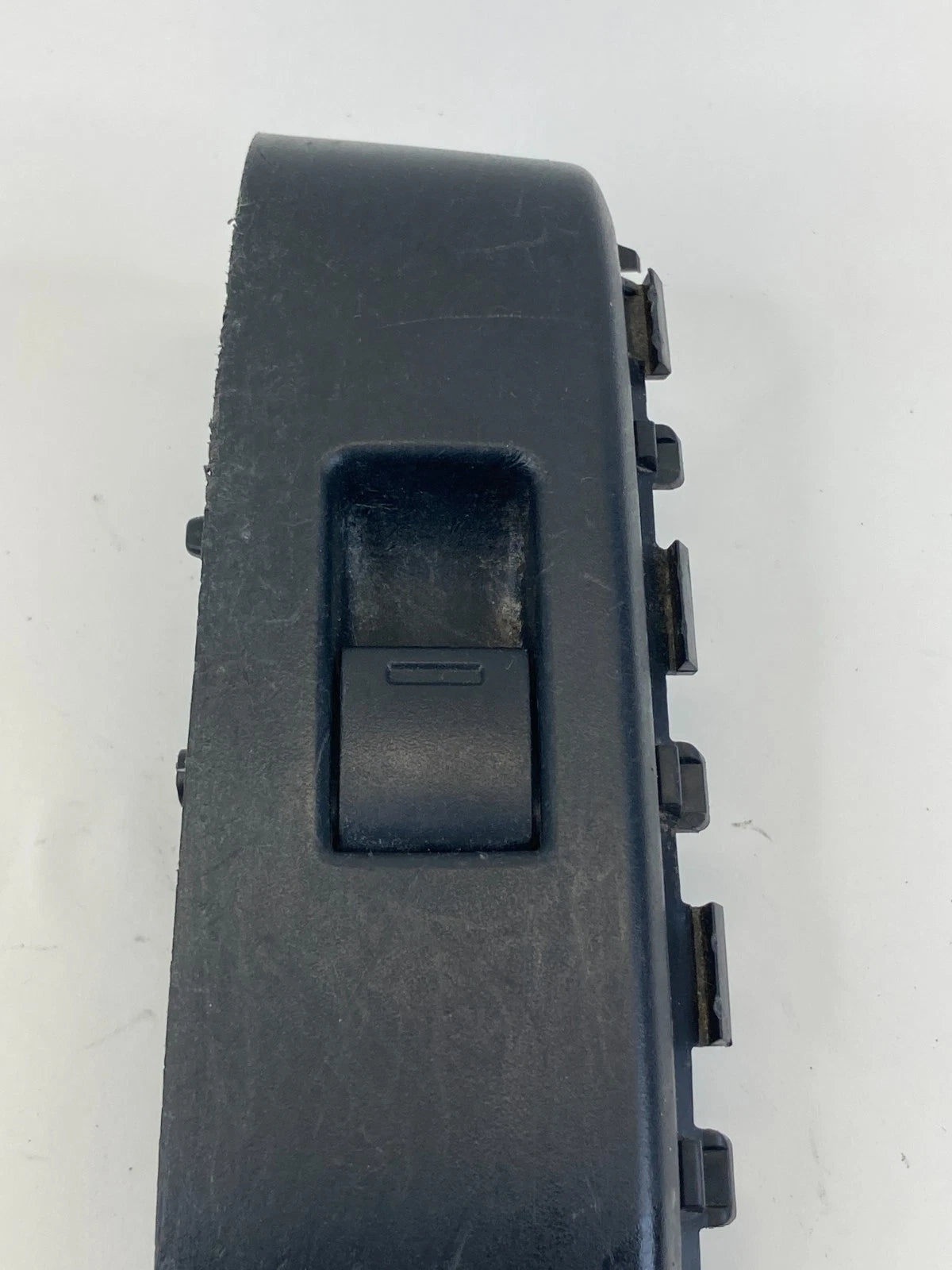 2009-2013 HONDA FIT REAR LEFT SIDE DOOR WINDOW SWITCH W/ BEZEL 83793-TF0-00 OEM