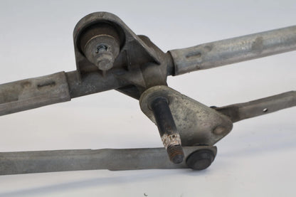 2008-2014 DODGE AVENGER FR WINDSHIELD WIPER MOTOR W/ LINKAGE BOSCH 05303714 OEM