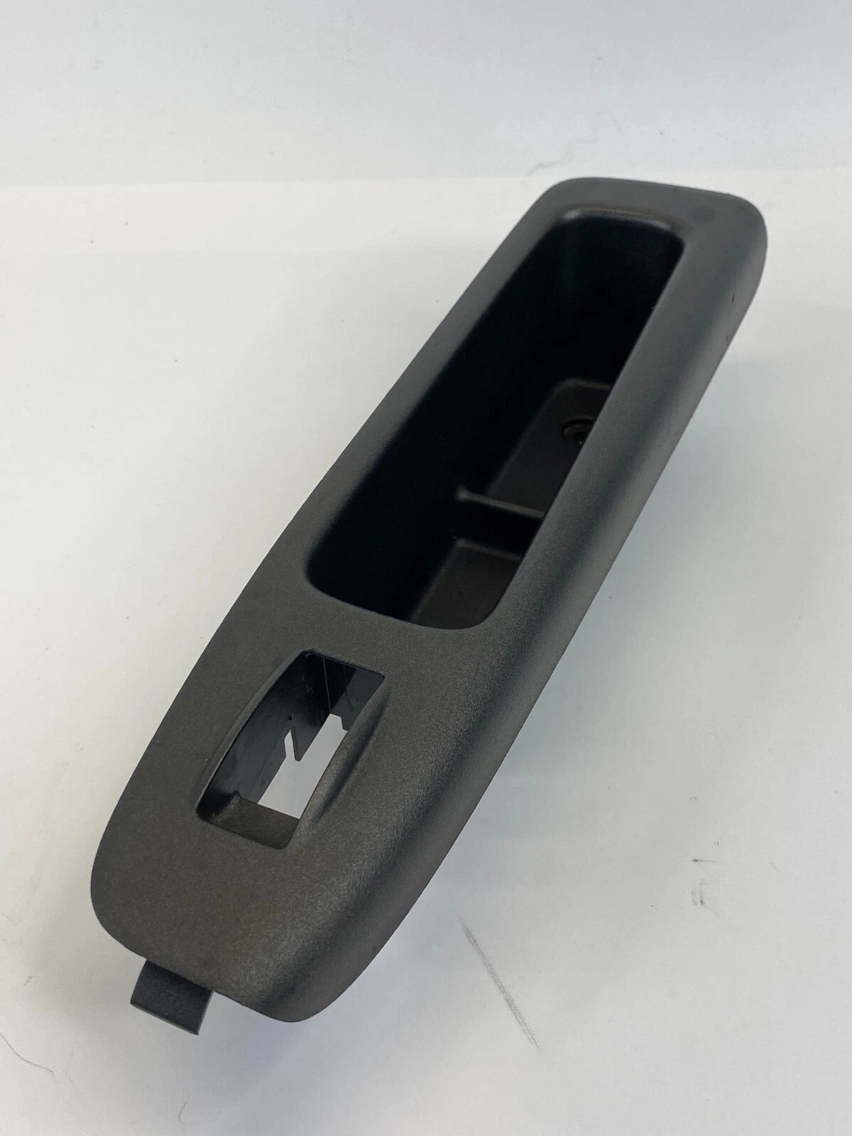 2002-2006 TOYOTA CAMRY REAR RIGHT SIDE WINDOW SWITCH BEZEL TRIM 74271-AA010
