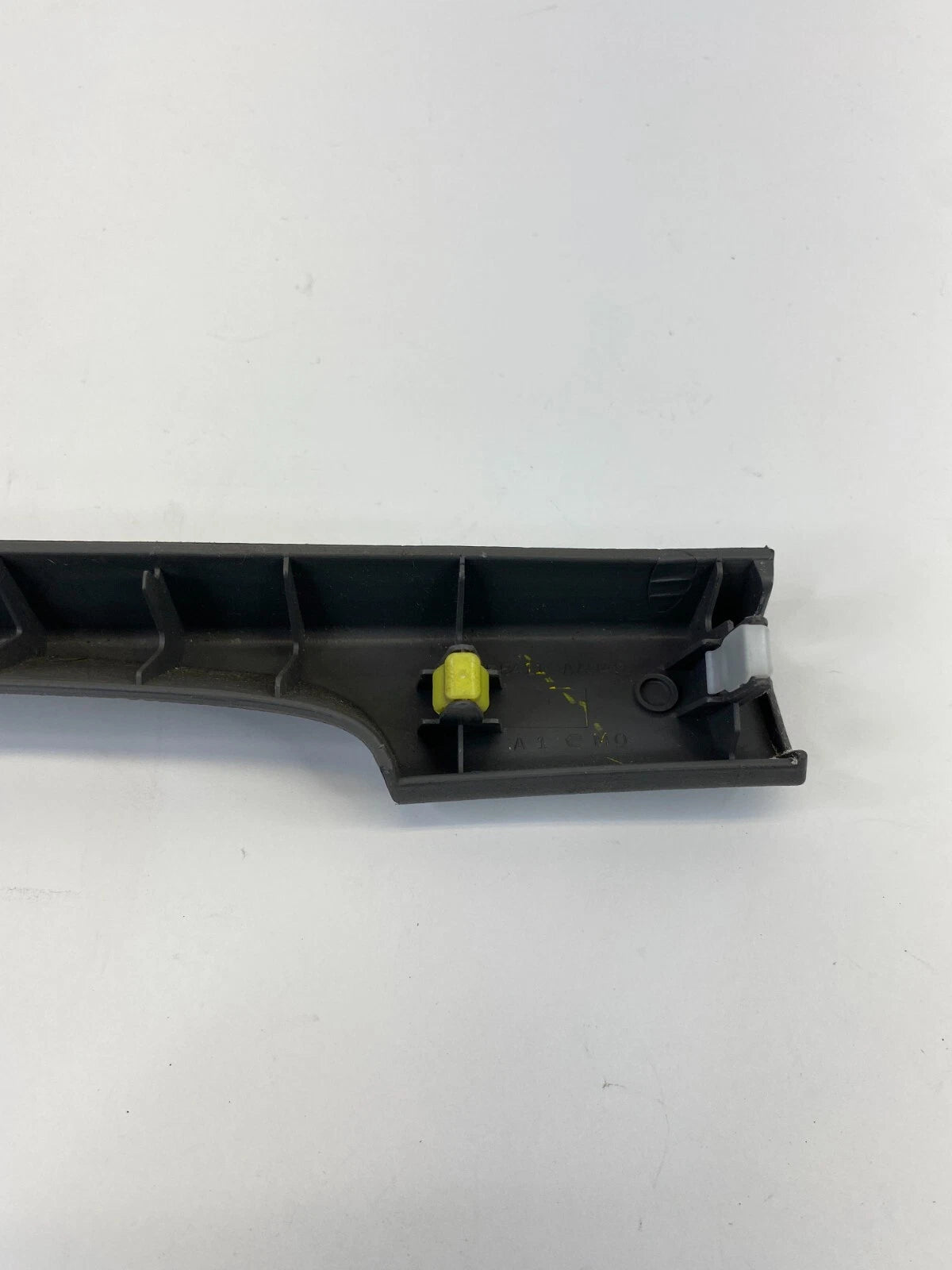 02-06 TOYOTA CAMRY DASH INSTRUMENT PANEL LOWER TRIM MOLDING COVER 55411-AA040