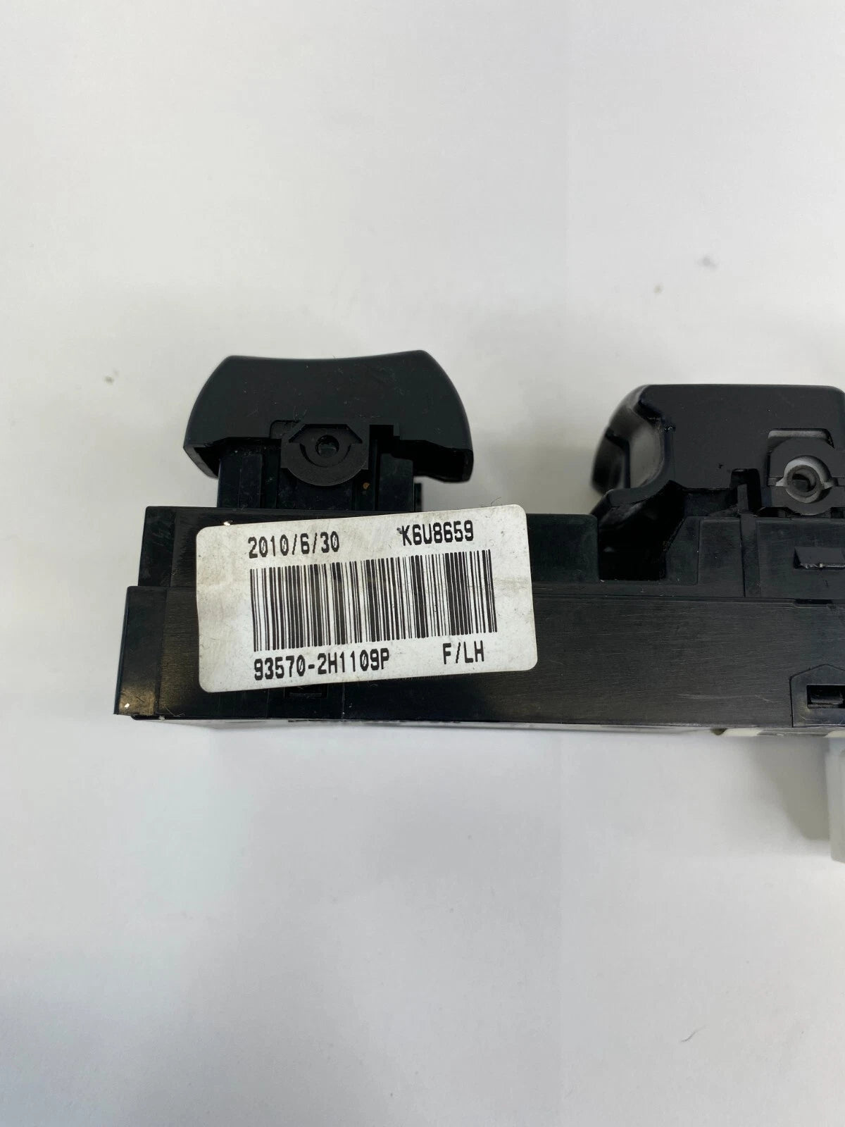 07-10 HYUNDAI ELANTRA SEDAN LEFT DRIVER DOOR MASTER WINDOW SWITCH 93570-2H110