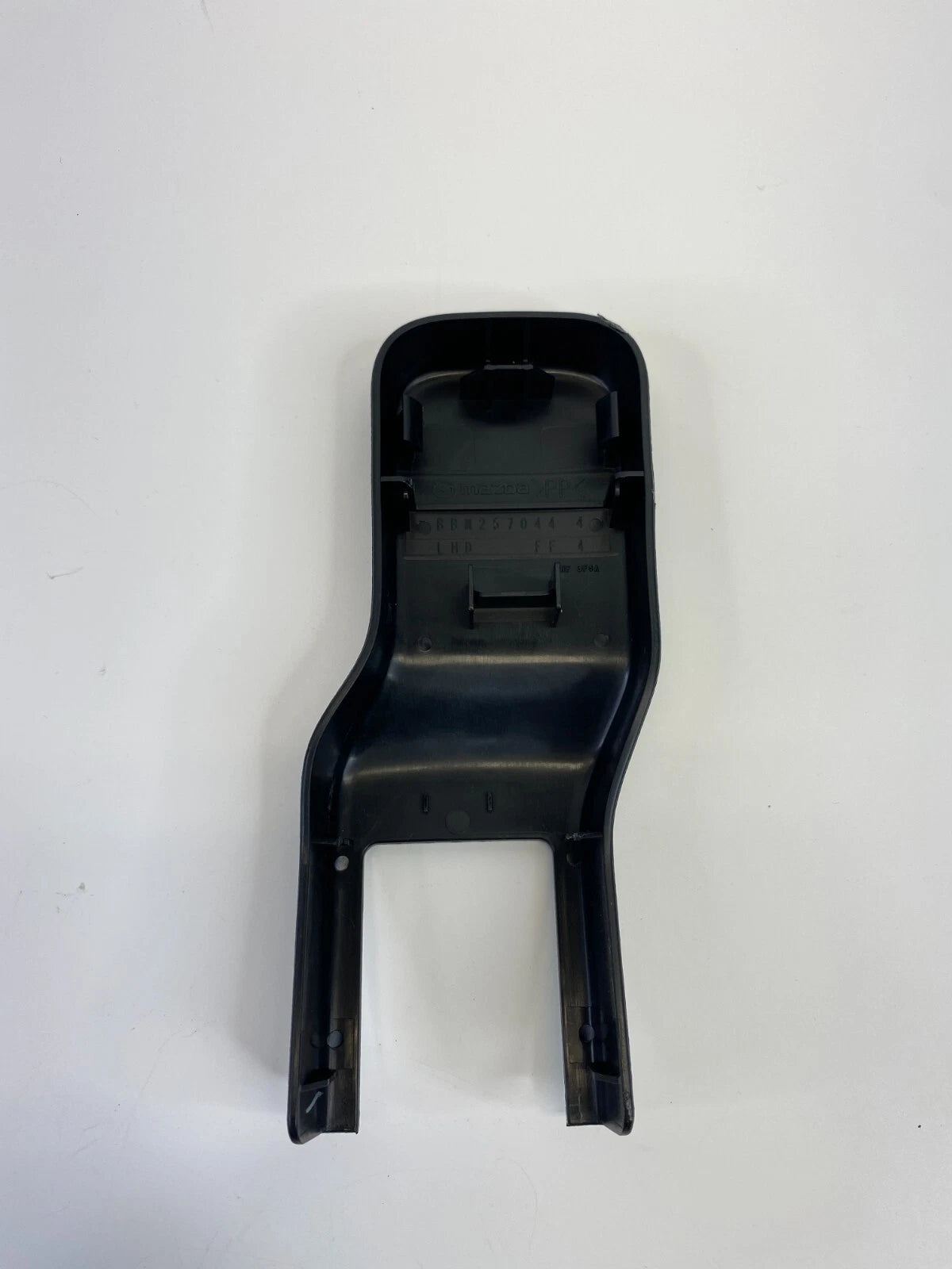 10-13 MAZDA 3 MAZDA3 SEDAN FRONT LEFT SIDE SEAT TRACK RAIL CAP COVER BBM257044