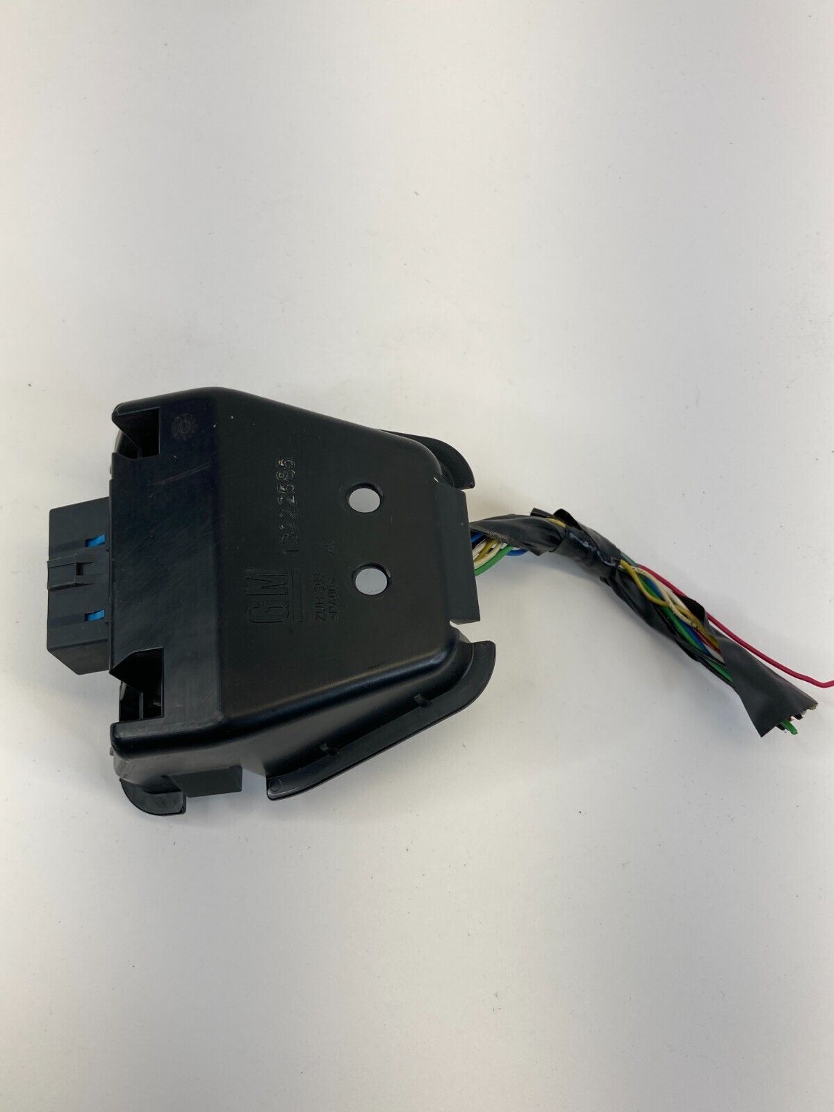 2011 11 Buick Regal Dash Socket Plug Cable Wire Cover 13222585 OEM