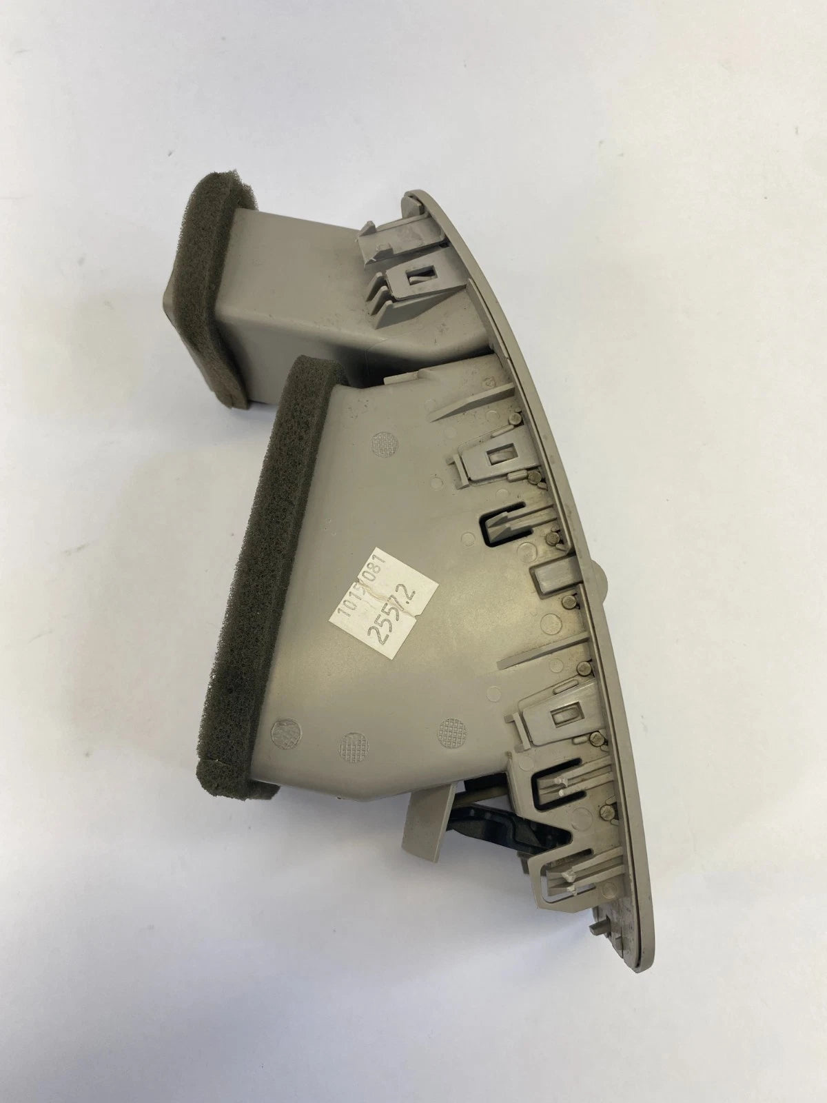 2008-2012 FORD ESCAPE DASH LEFT SIDE A/C AIR VENT GRILL DUCT 8L84-78046B31-A OEM