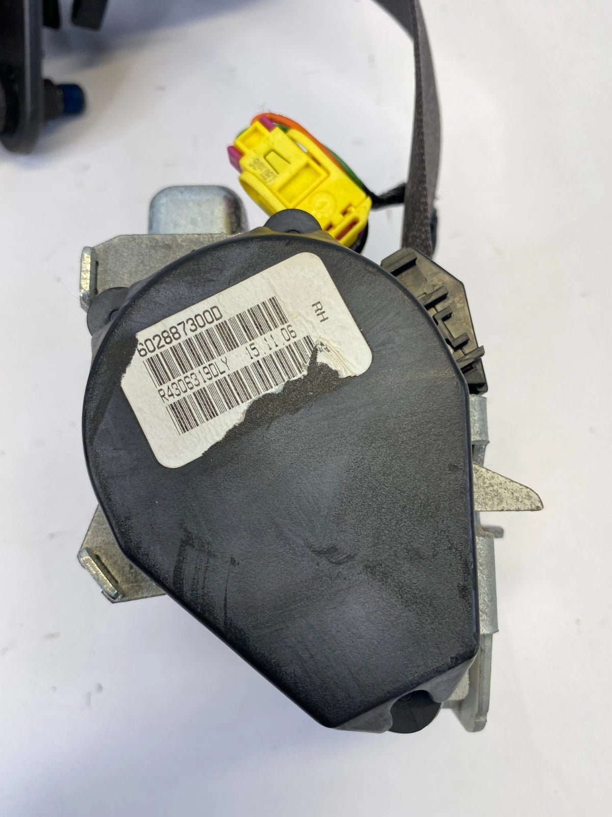 2006-2009 PONTIAC TORRENT SEAT BELT RETRACTOR UNIT FRONT RH OEM FACTORY 15941505