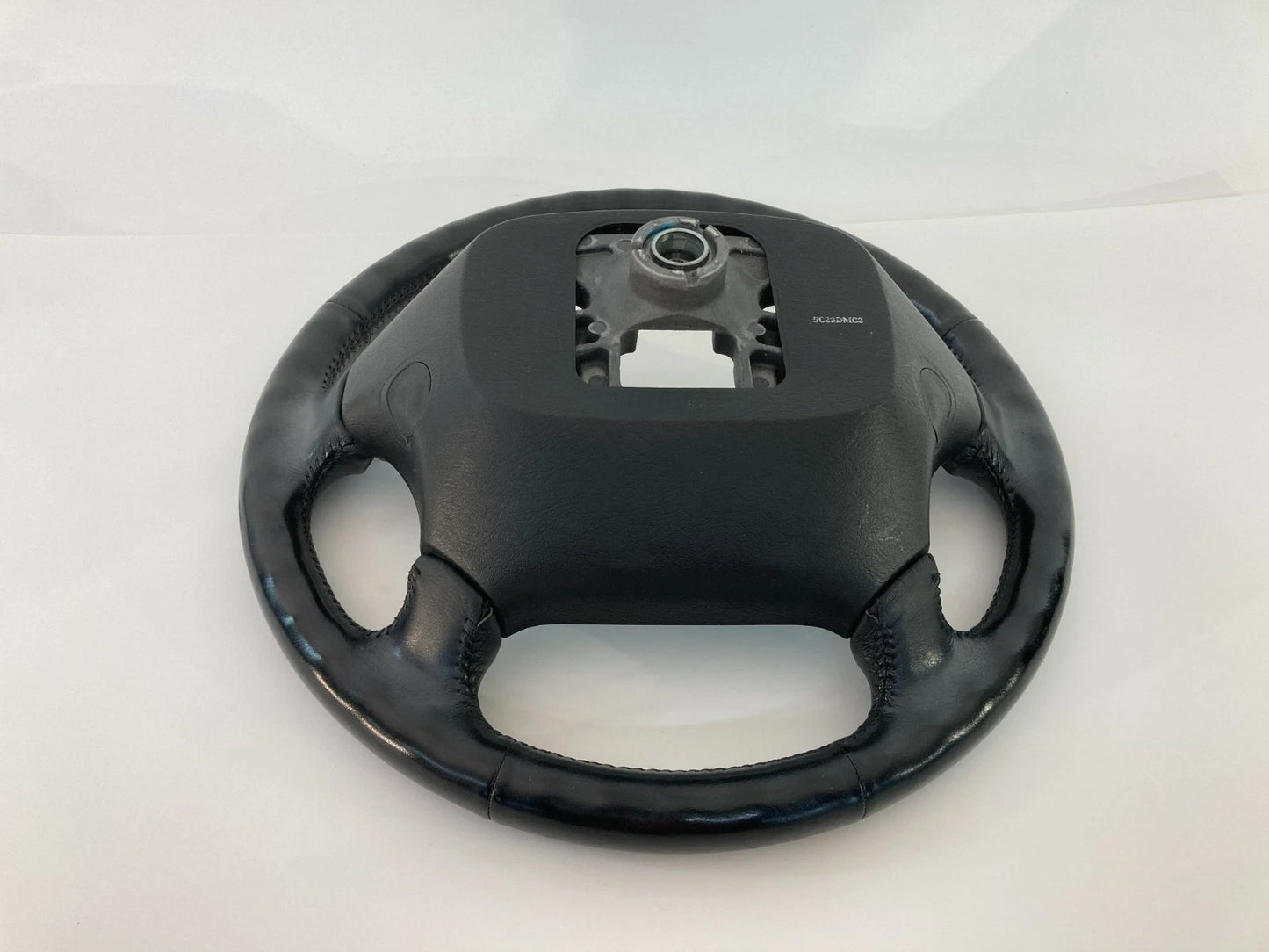 2004-2006 KIA AMANTI STEERING WHEEL COLUMN DRIVER HAND WHEEL 56111-3F000 OEM