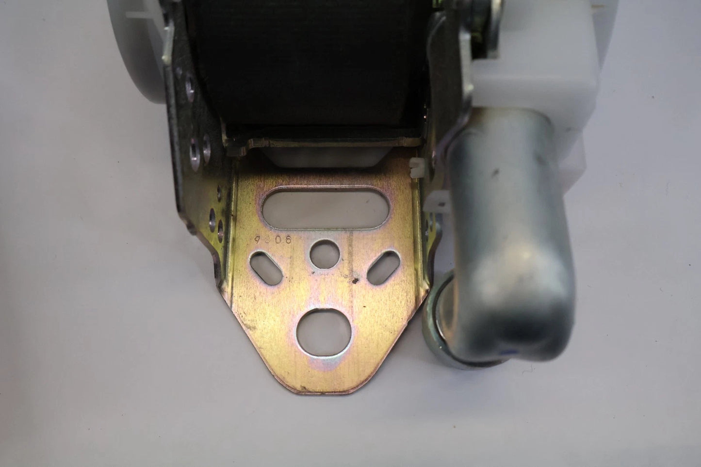 2010 11 12 2013 TOYOTA PRIUS FRONT RIGHT SEAT BELT RETRACTOR ASSY 7S1030-P