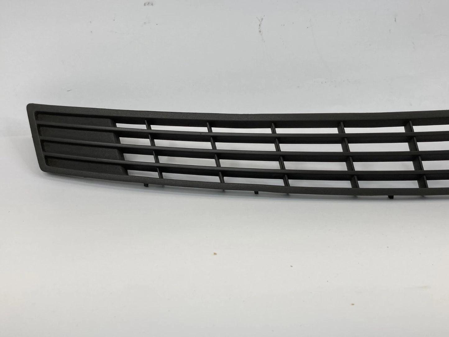 2006-2010 JEEP COMMANDER FRONT DASH DEFROST PANEL GRILLE AIR VENT 5JT08TRMAC OEM