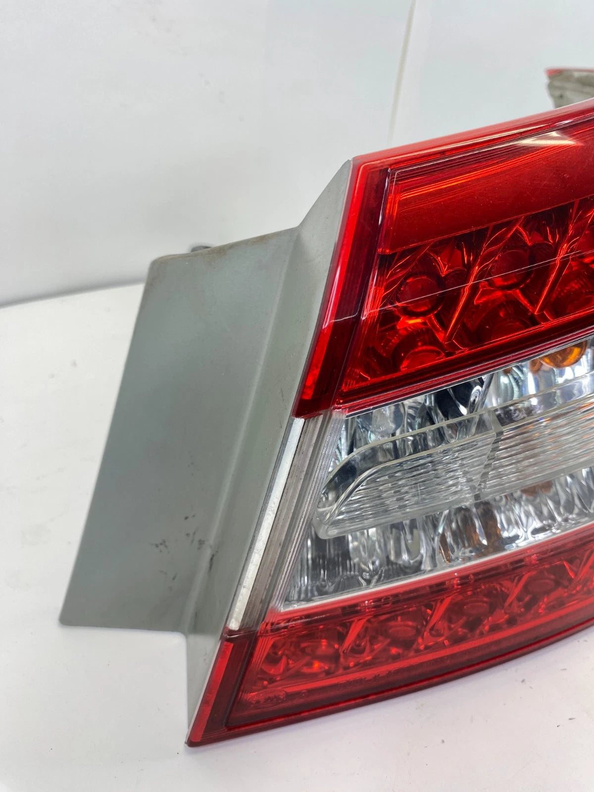 2013-2015 NISSAN SENTRA RIGHT PASSENGER OUTER TAILLIGHT TAIL LAMP OEM FACTORY