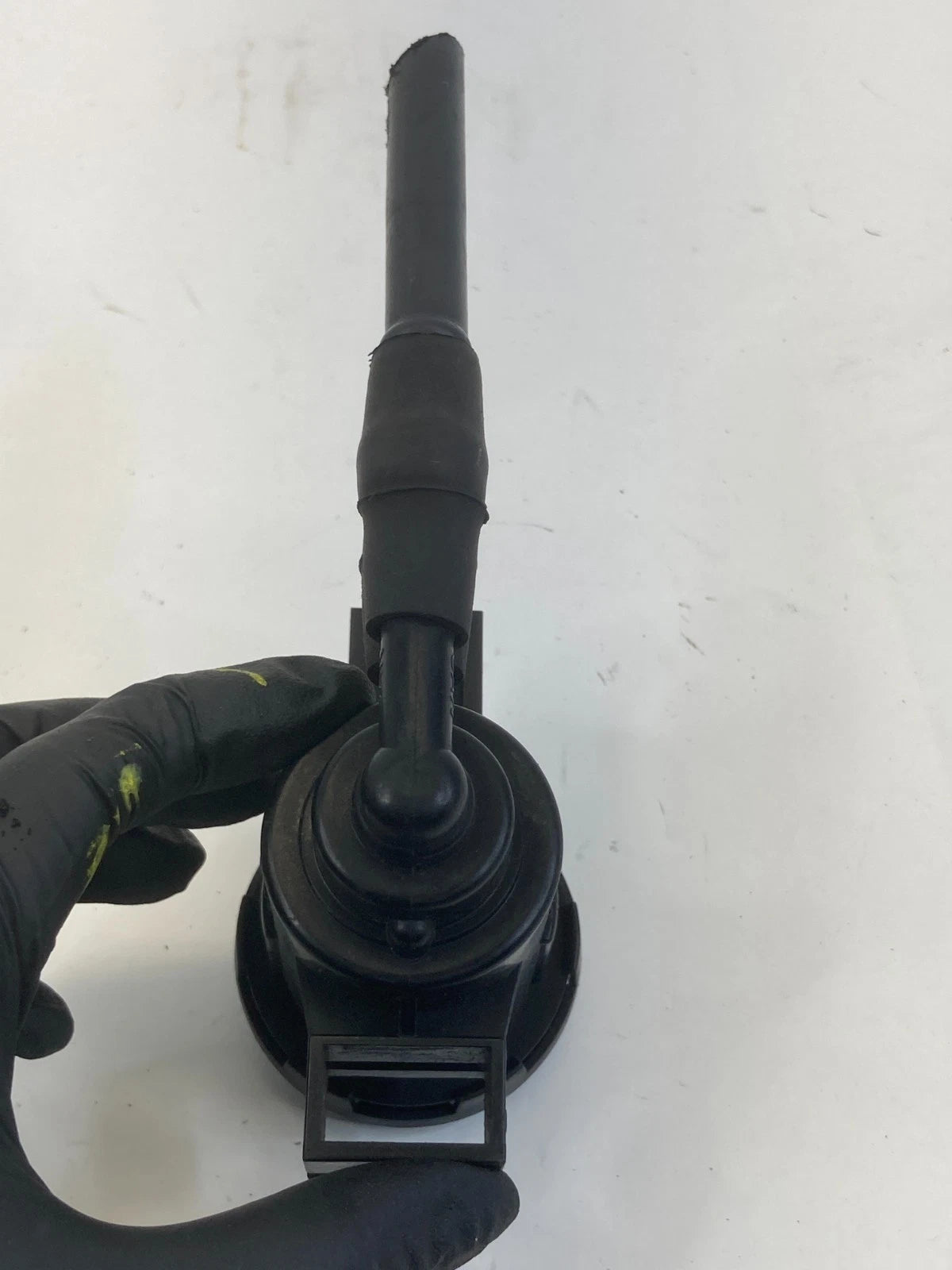 2006-2012 JEEP LIBERTY WINDSHIELD WASHER PUMP MOTOR WITH GROMMET DUAL PORT OEM