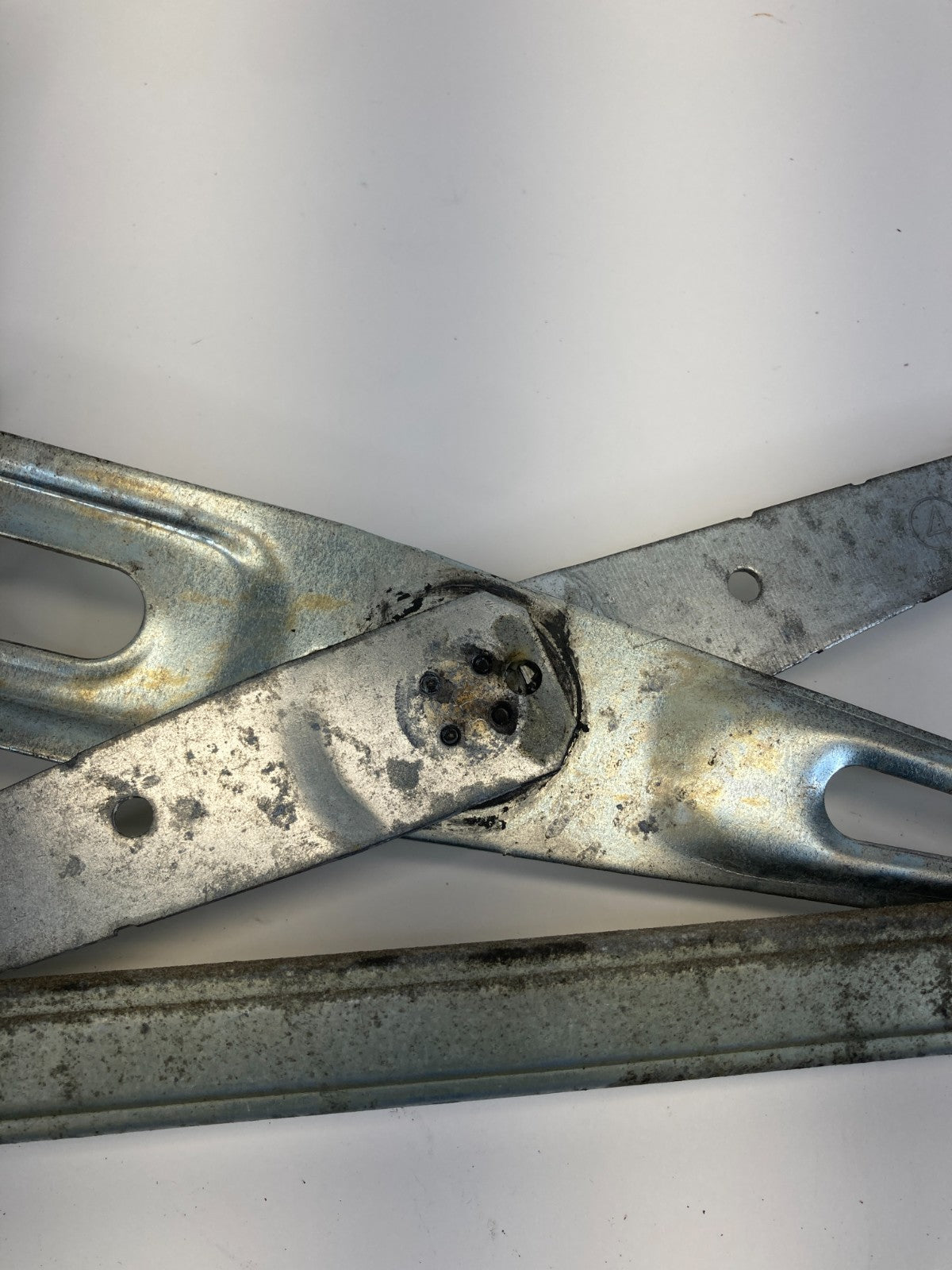 2004-2009 Toyota Prius Rear Left RR LH Window Regulator w/ Motor 85720-35140 OEM