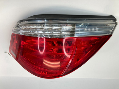 2008-2010 BMW 550i SEDAN Rear Right Side Tailight Tail Light Tail Lamp Assembly