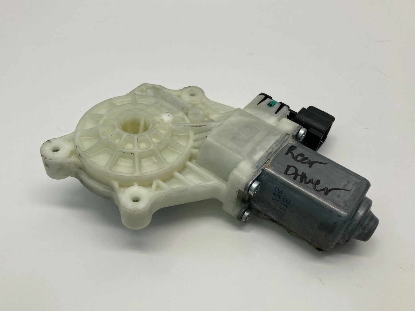 2012 2013 2014 2015 2016 2017 2018 FORD FOCUS REAR LEFT DOOR WINDOW MOTOR 2 PINS