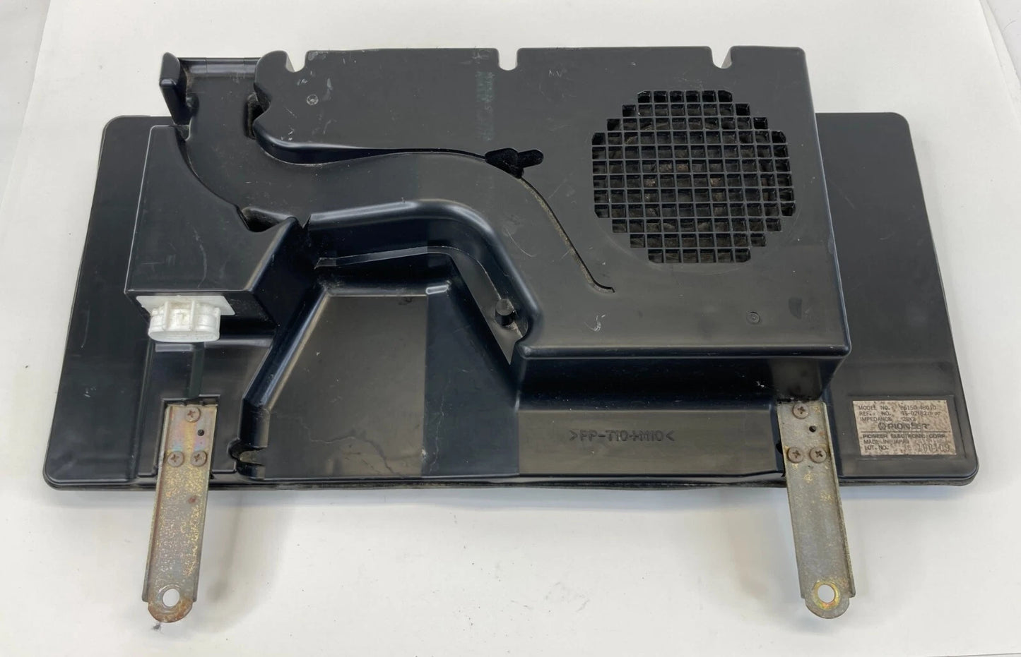 1999-2003 LEXUS RX300 SPEAKER BOX SUBWOOFER SUB WOOFER ASSEMBLY 86150-48010 OEM