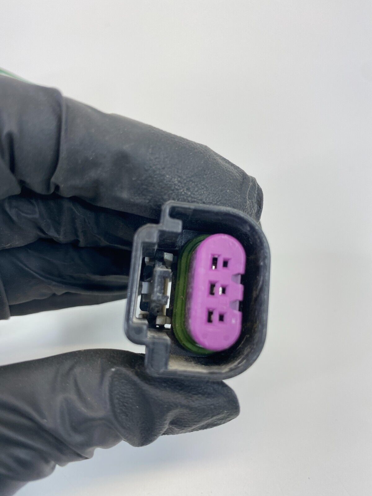 09-14 Volkswagen Routan Left Taillight Wire Wiring Harness Connector 7035-2356