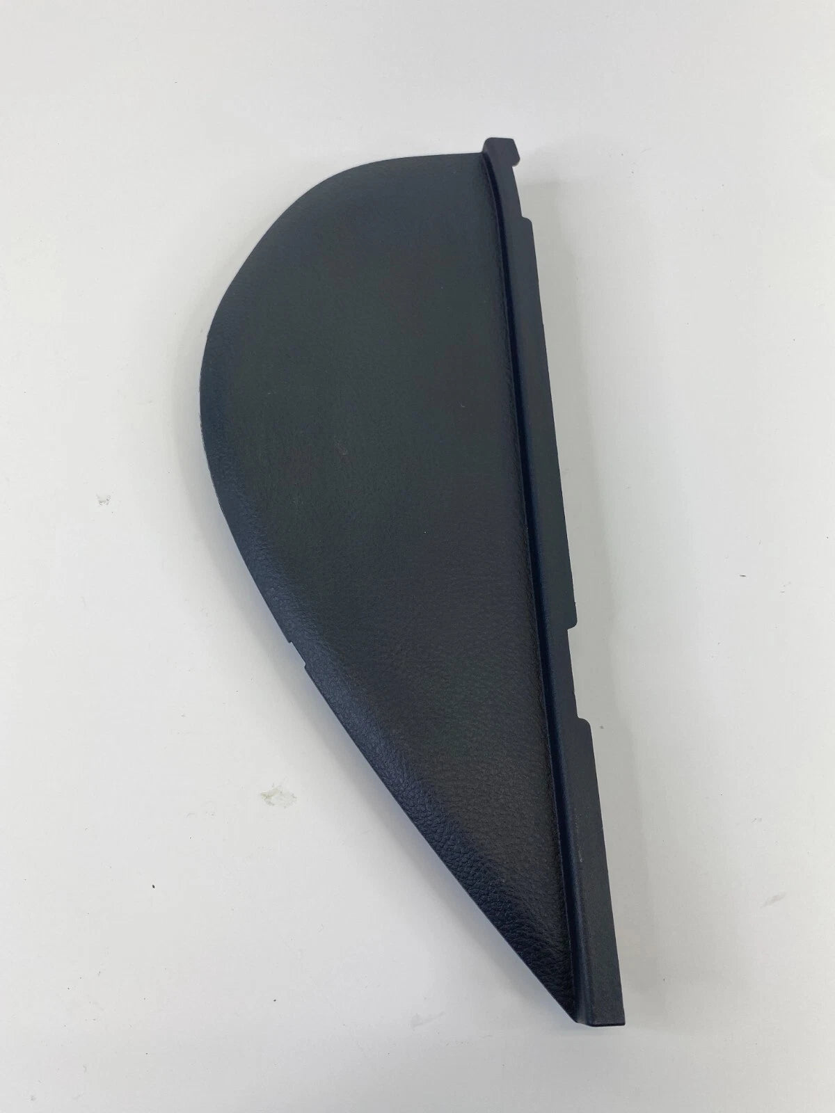 07-09 HYUNDAI SANTA FE RIGHT PASSENGER SIDE DASH END CAP COVER TRIM 84766-2B000