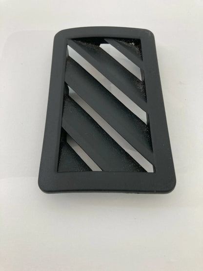08-12 FORD FUSION 08-11 MERCURY MILAN FRONT PASSENGER SIDE DASH DEFROST AIR VENT