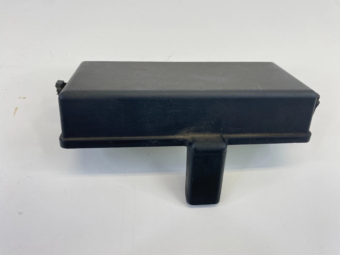 2009 2010 2011 KIA BORREGO 3.8L FUSE RELAY BOX COMPARTMENT COVER LID OEM