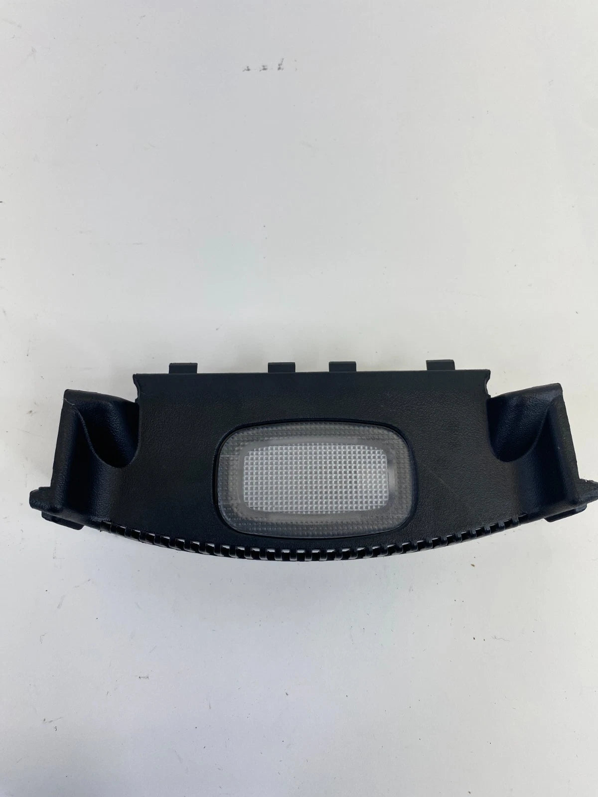 2007-2011 MERCEDES-BENZ CLS550 CENTER CONSOLE ARMREST STORAGE LIGHT LAMP OEM