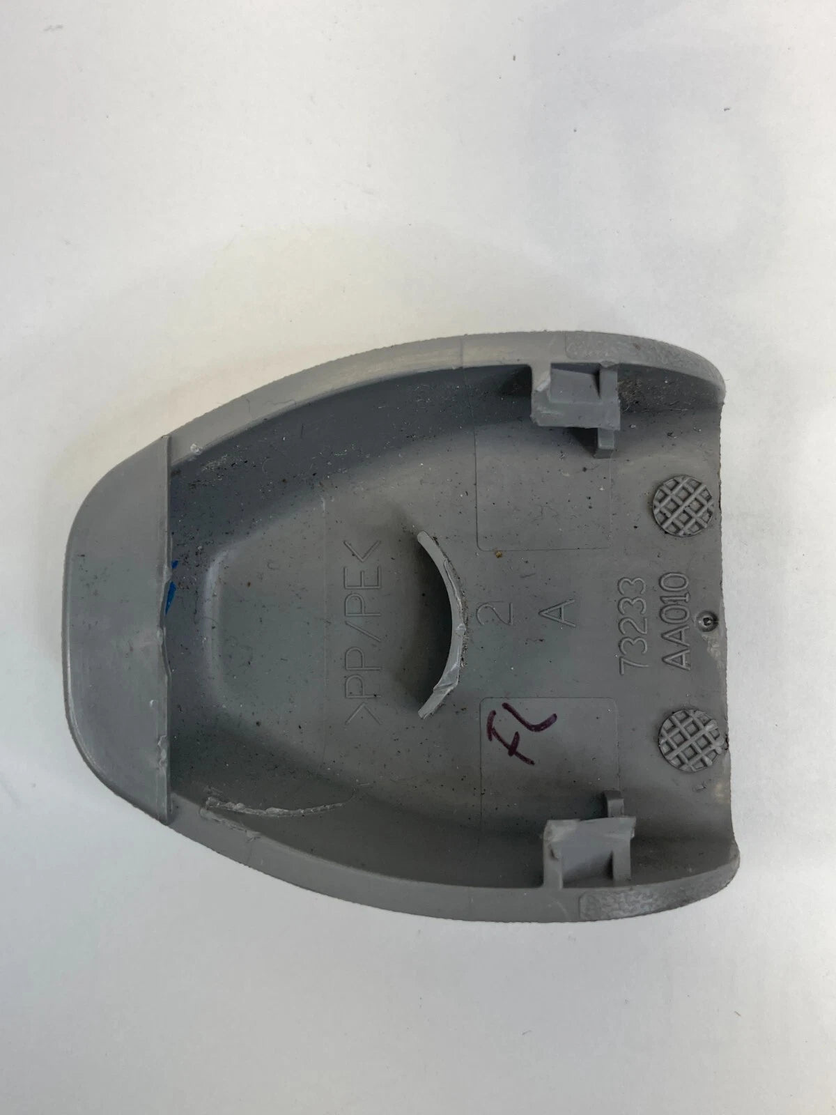 2007-2011 TOYOTA CAMRY DOUBLE CAB SEAT BELT RETRACTOR COVER 73233-AA010 OEM