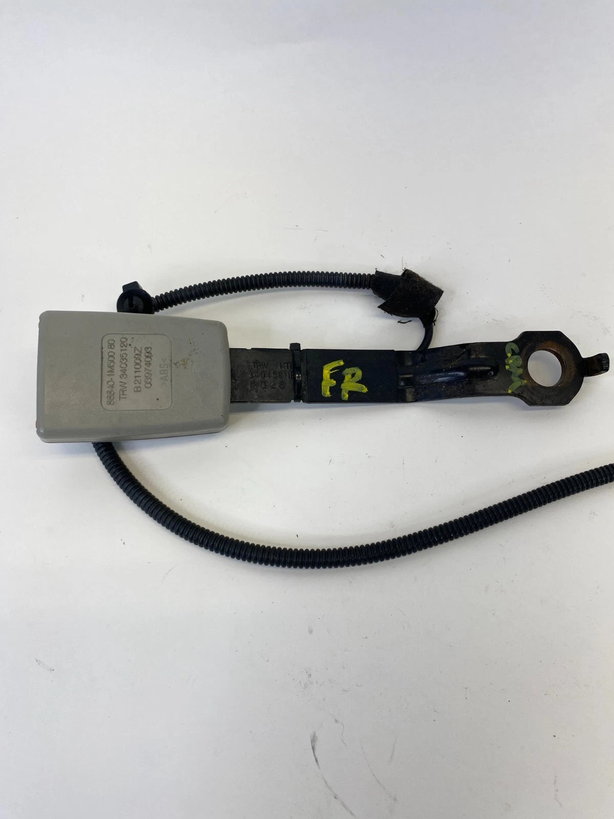 2010 2011 KIA FORTE FRONT RIGHT PASSENGER SIDE SEAT BELT BUCKLE OEM