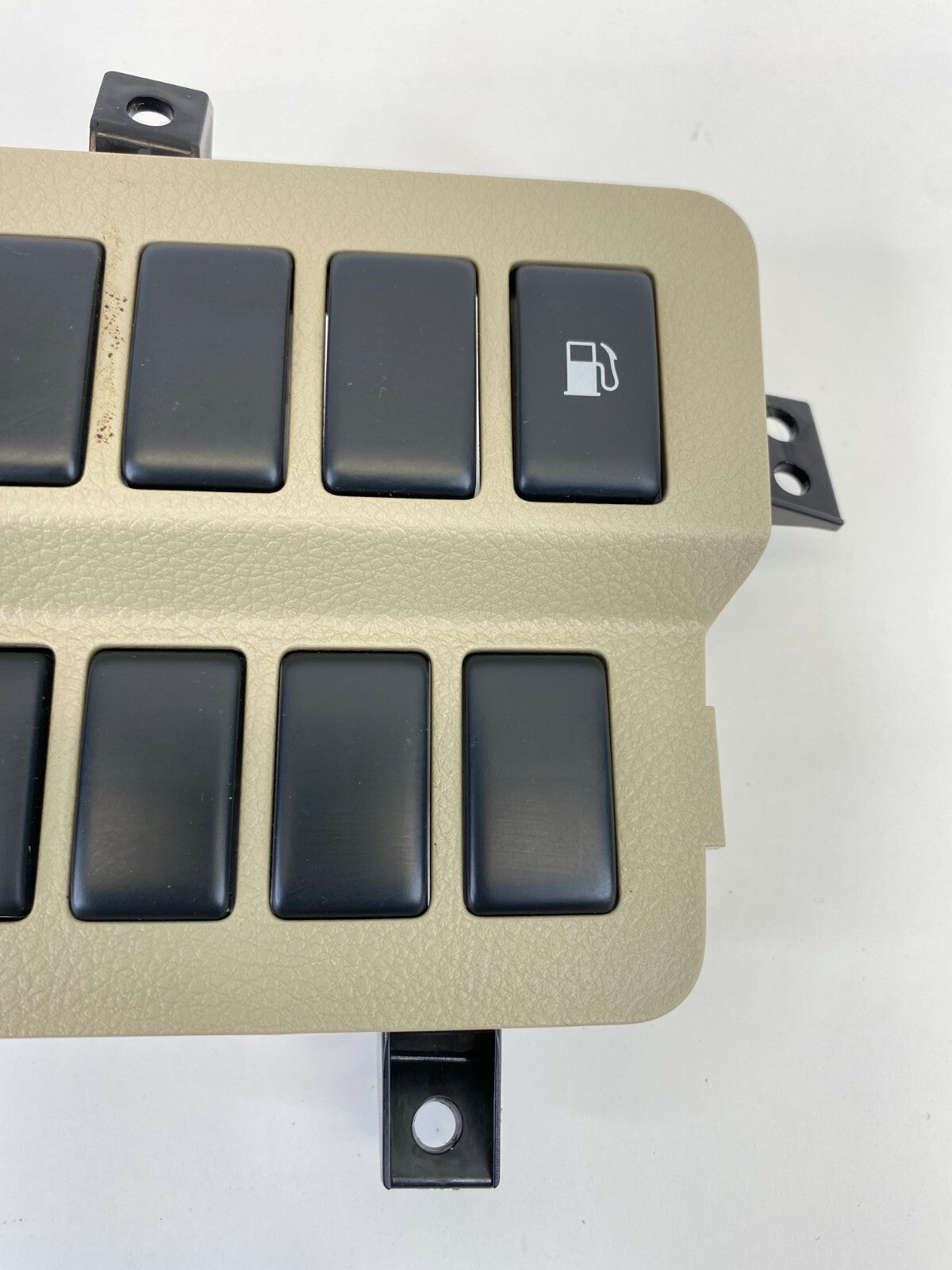 2009-2014 Nissan Murano Traction & Fuel Door Control Switch w/ Bezel P10020-A350