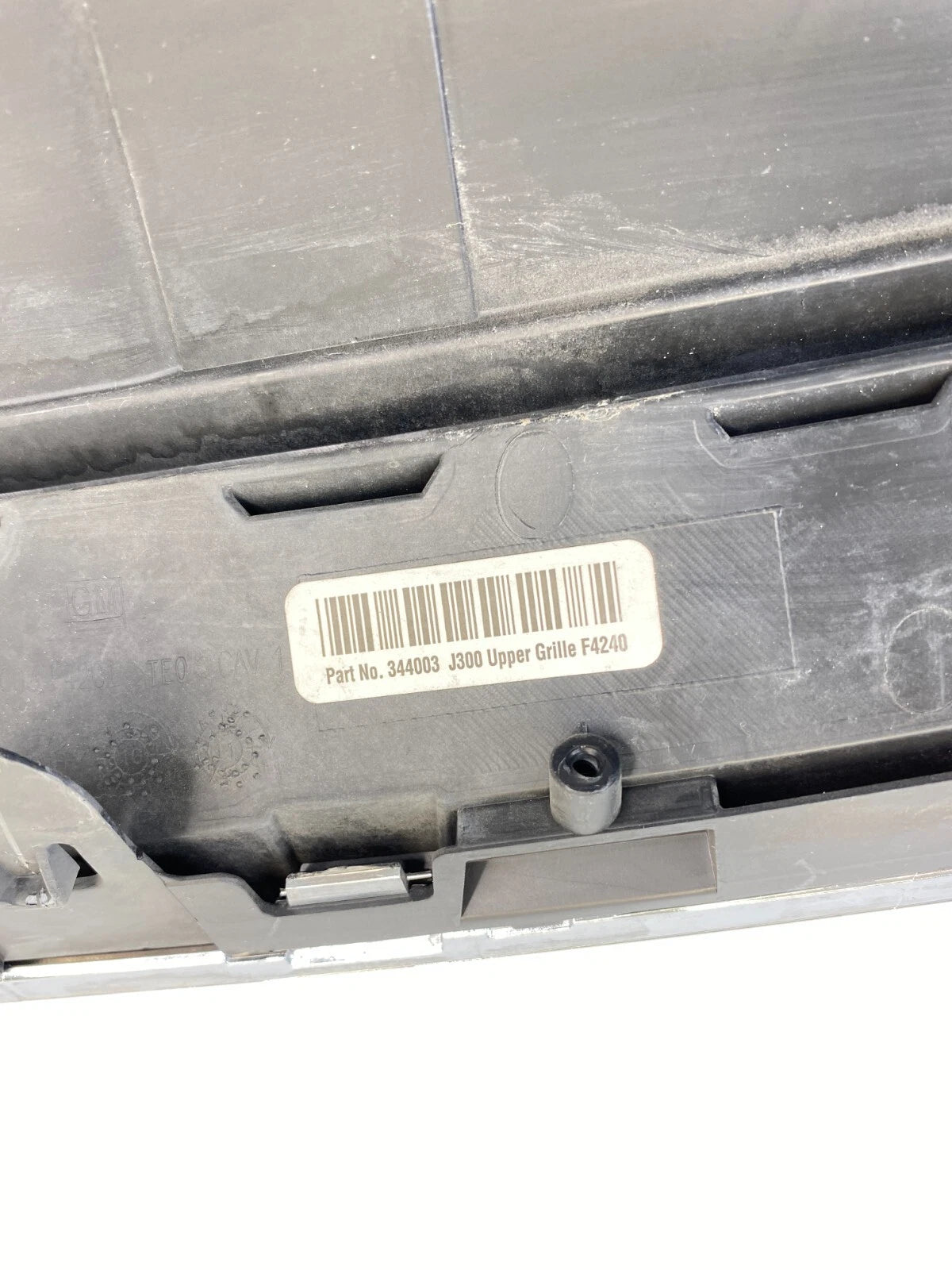 2011-2014 CHEVROLET CRUZE FRONT BUMPER UPPER GRILL GRILLE 34400-3J300 OEM