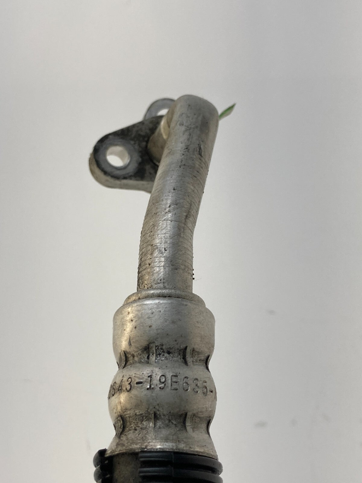 2008-2011 Ford Focus Air Pressure Suction Hose Pipe Line Tube 8S43-19E636-AE OEM