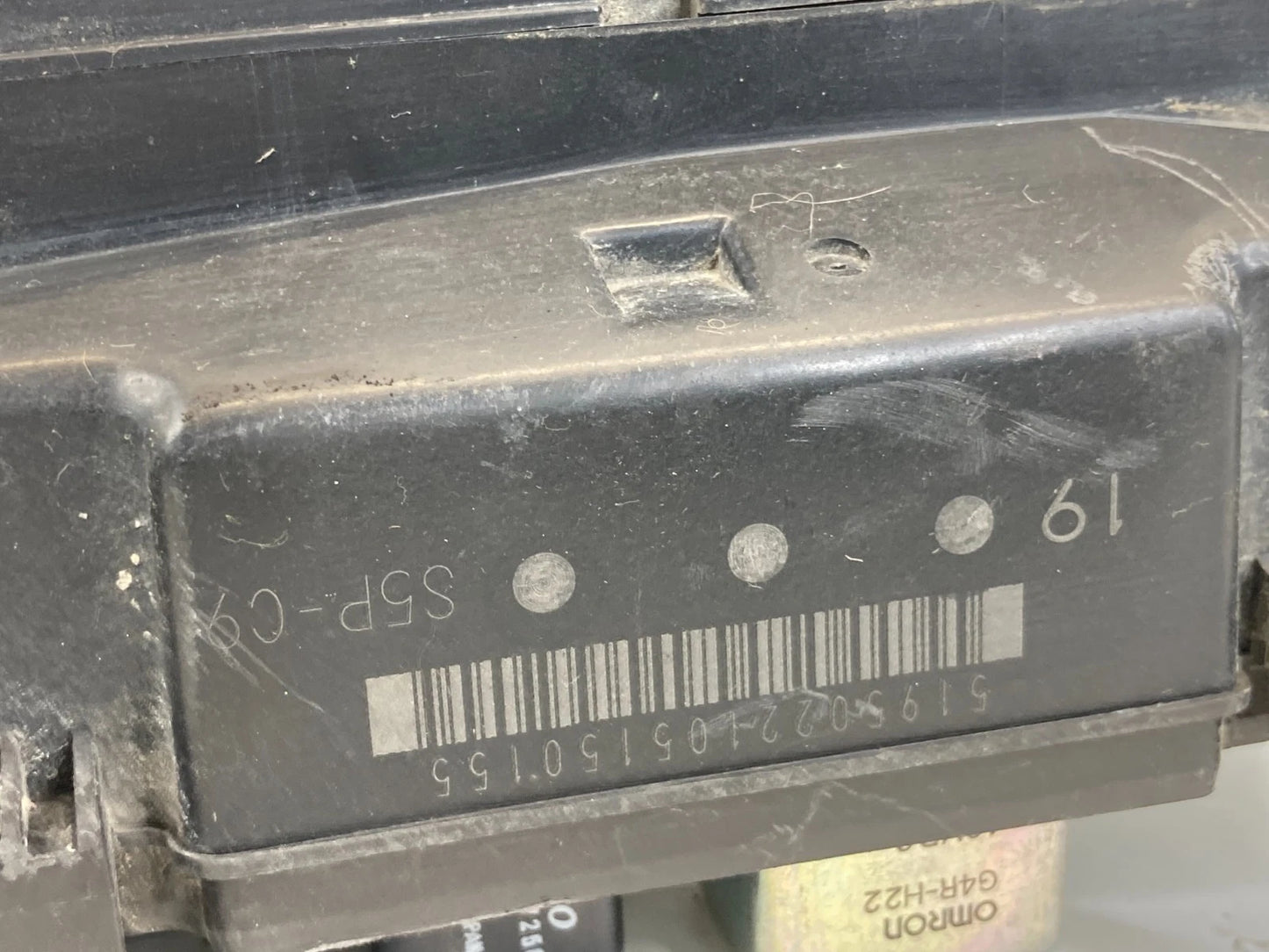 2004 2005 HONDA CIVIC 1.7L COUPE ENGINE COMPARTMENT FUSE RELAY BOX FUSEBOX S5PC9