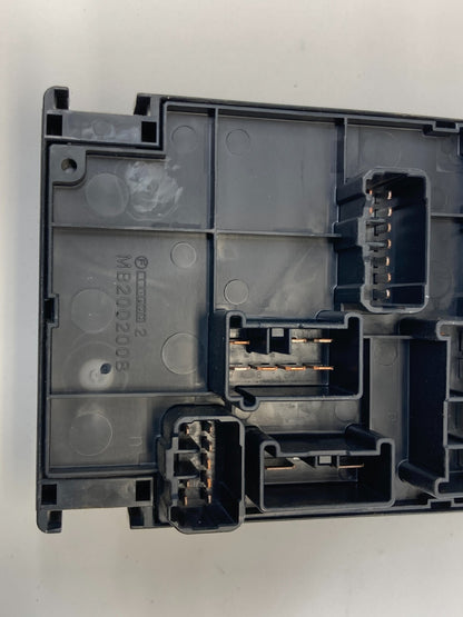 2006-2009 Subaru Outback Legacy 2.5L Engine Fuse Relay Box Block 82241AG00E OEM