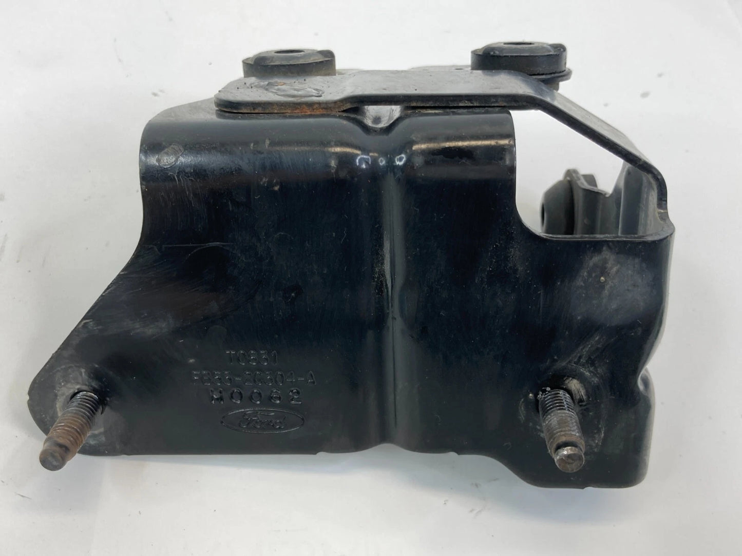 16-19 FORD EXPLORER & INTERCEPTOR UTILITY ABS LOCK BRAKE PUMP BRACKET FB532C304A