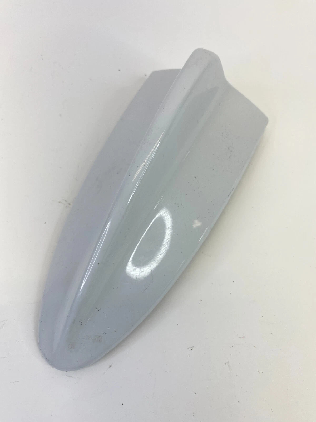 2006 BMW 330XI SHARK FIN ROOF MOUNT ANTENNA ASSEMBLY 692934804 OEM