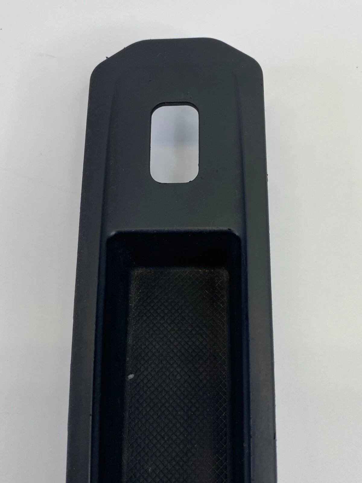 2004 2005 2006 CADILLAC SRX FRONT PASSENGER WINDOW SWITCH BEZEL 10299-JL467 OEM