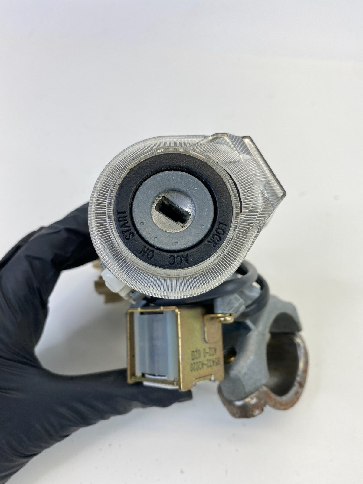 2001-2003 Toyota Highlander Ignition Switch Lock Cylinder & Key 89783-48030 OEM