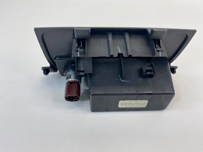 09-12 CHEVROLET TRAVERSE CENTER CONSOLE ASHTRAY TRACTION TRIM COVER OEM 25875988