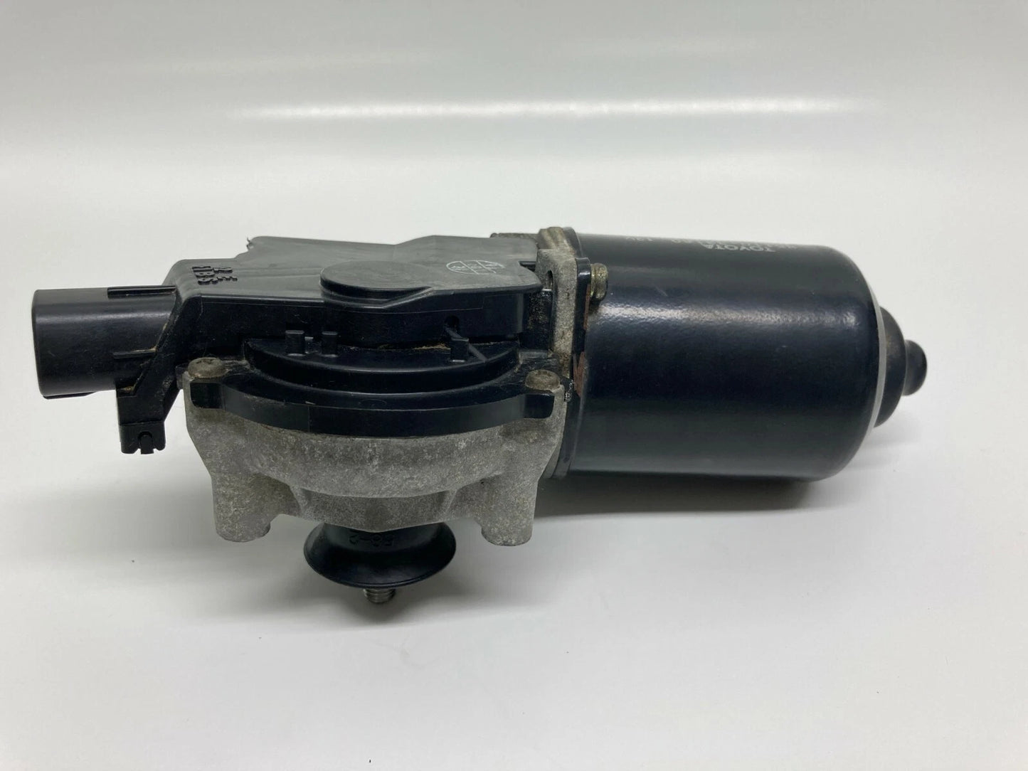 1997 1998 1999 2000 2001 LEXUS ES300 FRONT WINDSHIELD WIPER MOTOR 8511033160 OEM