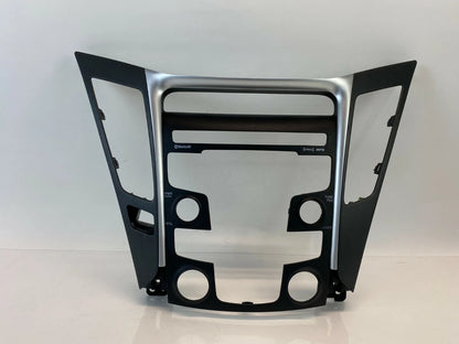 11-14 HYUNDAI SONATA DASH RADIO CLIMATE CONTROL HEATER BEZEL TRIM 84740-3Q460