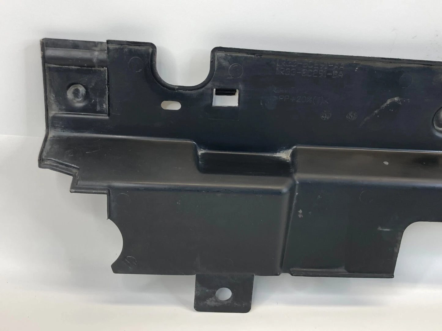 99-04 FORD MUSTANG 3.8L RADIATOR SUPPORT SIGHT SHIELD COVER TRIM 1R33-8C291-AA