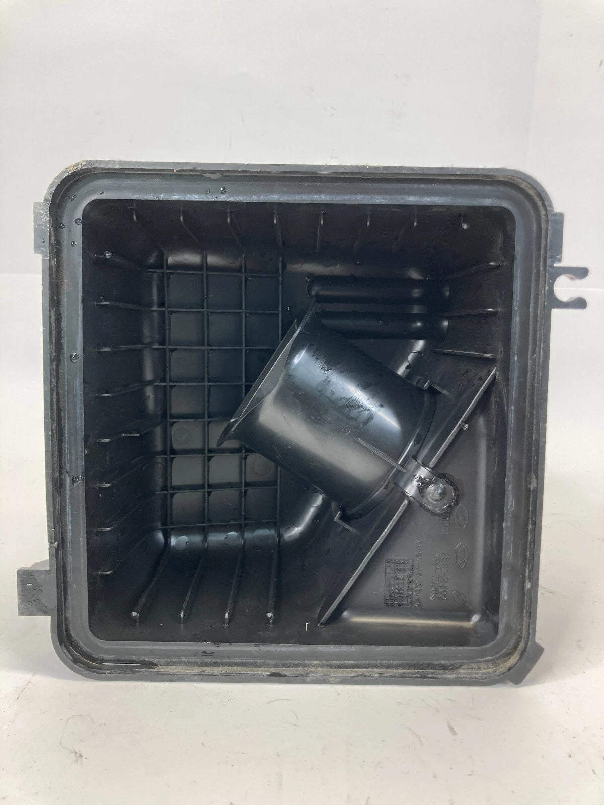 2007-2010 HYUNDAI ELANTRA AIR CLEANER FILTER BOX UPPER HOUSING OEM 281112H100