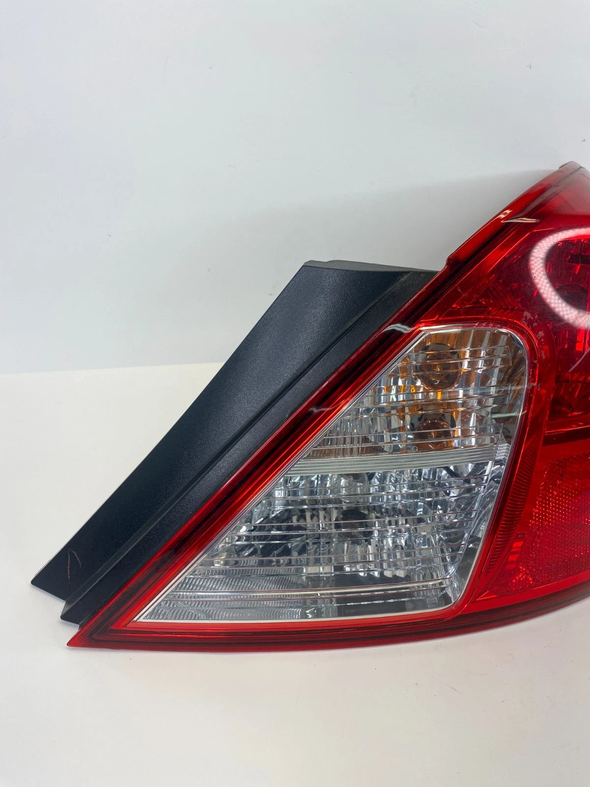 2012-2019 Nissan Versa SEDAN Rear Right Side Taillight Lamp Assy 26550-3AN0A