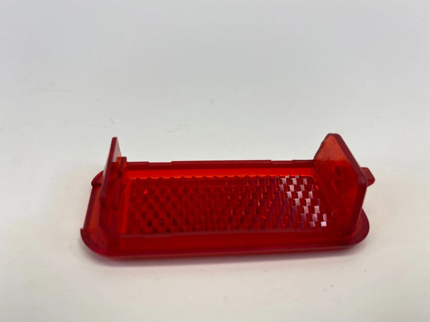 2006-2013 AUDI A3 FRONT LEFT INNER SIDE DOOR REFLECTOR LIGHT LENS 8P0947412 OEM