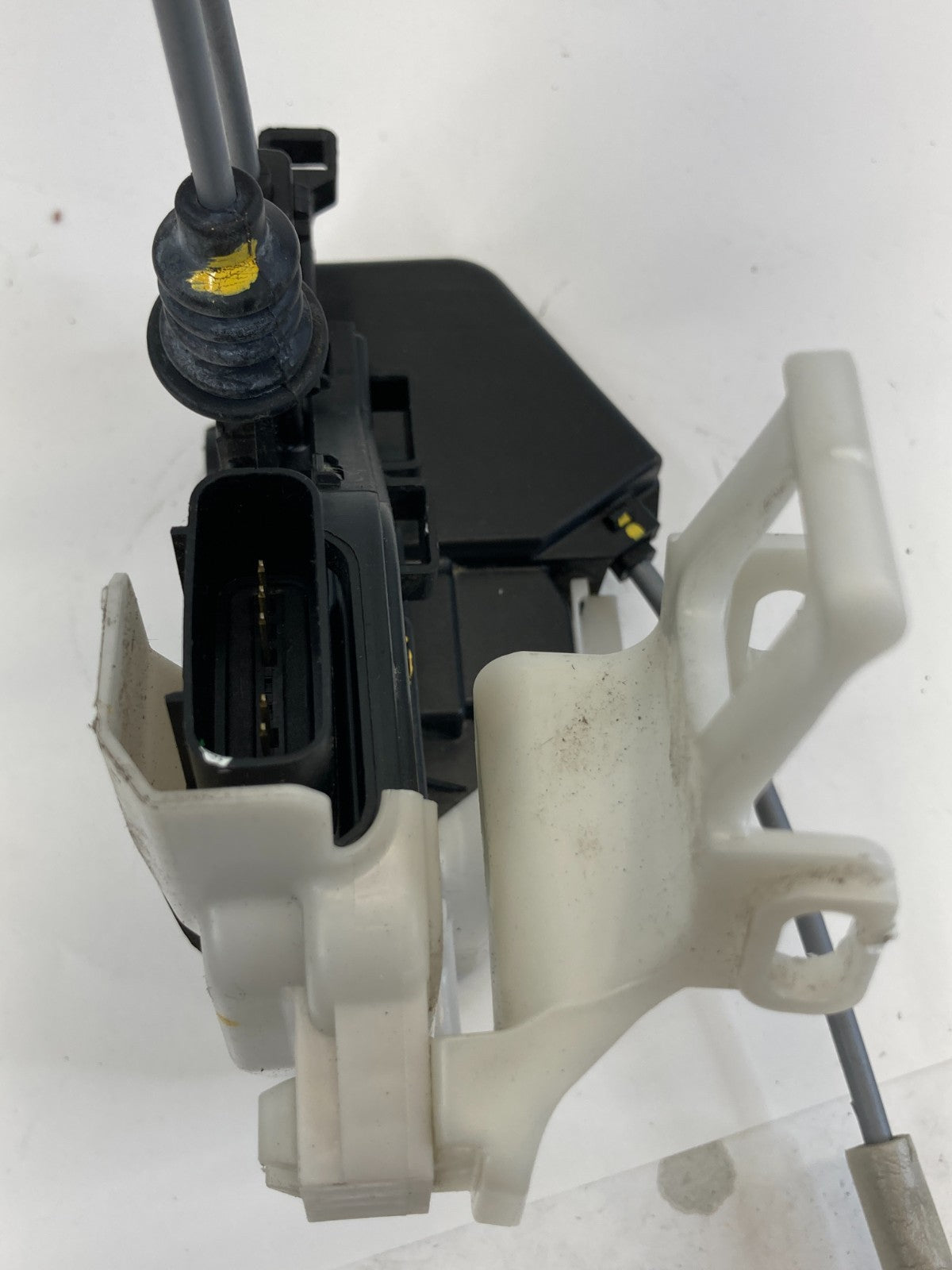 2014-2019 Kia Soul Rear Right Side Door Lock Latch Release Actuator 81420-B2000