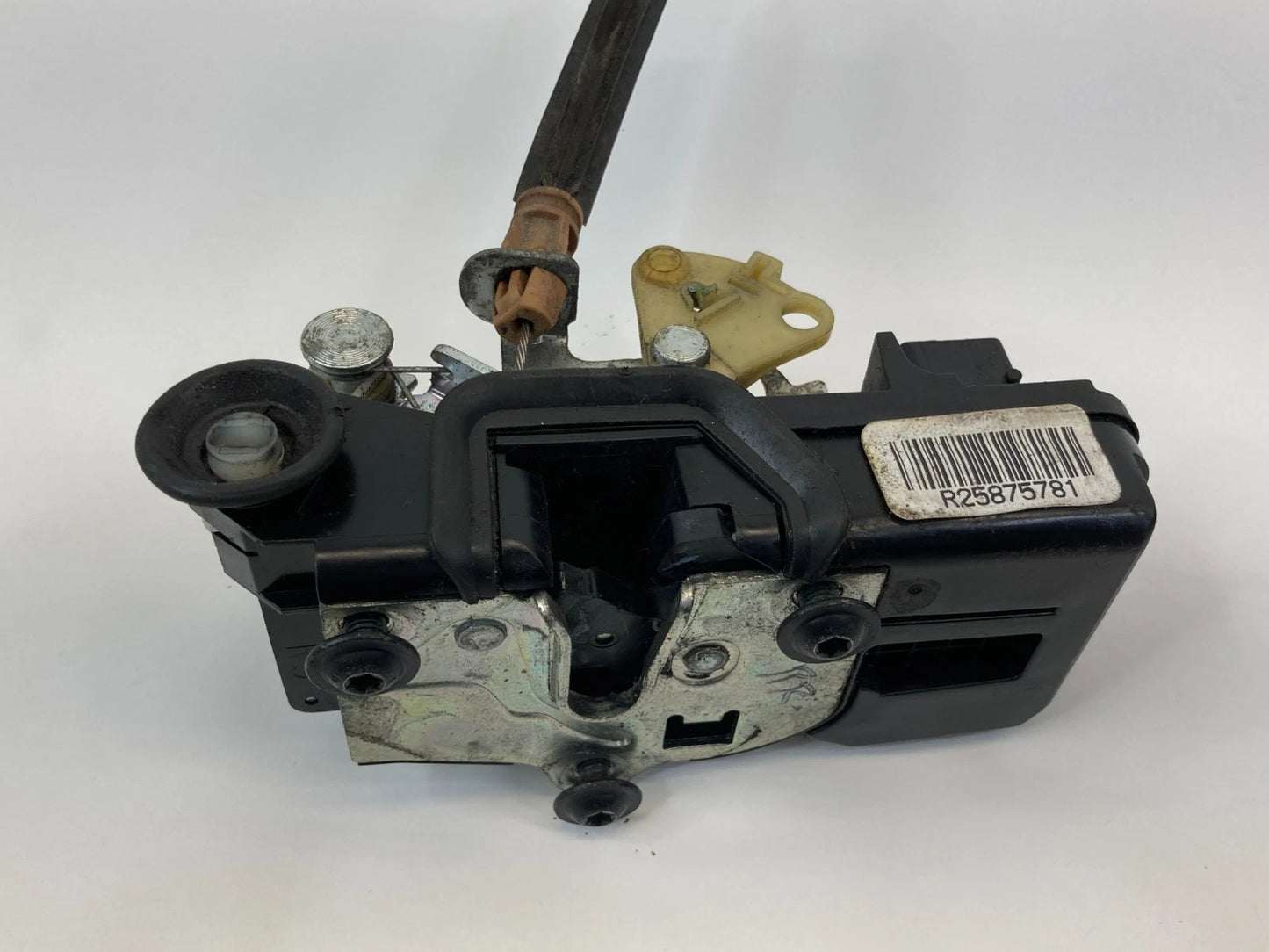 2008-2010 SATURN VUE REAR RIGHT SIDE DOOR LOCK LATCH ACTUATOR R25875781 OEM