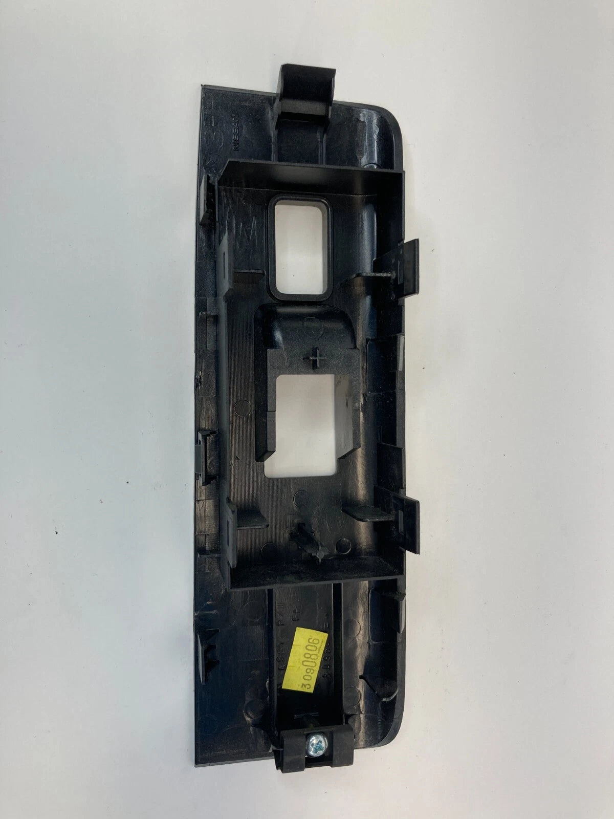 05-12 NISSAN PATHFINDER FRONT RIGHT PASSENGER DOOR WINDOW SWITCH BEZEL TRIM OEM