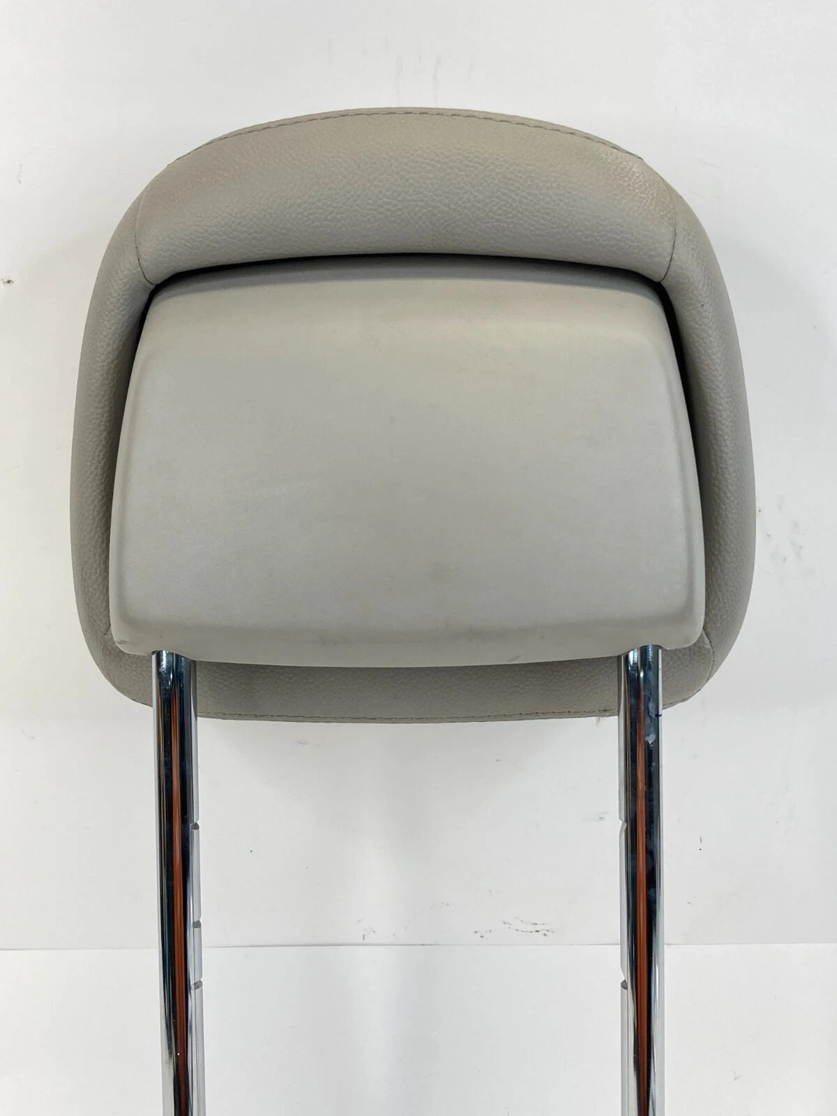 2008-2010 CHRYSLER TOWN & COUNTRY FRONT LEFT DRIVER SIDE SEAT HEAD REST HEADREST