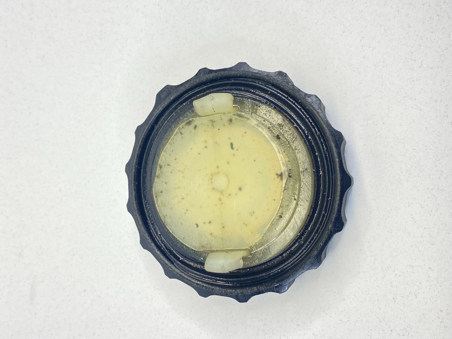 1998-2000 LEXUS LS400 BRAKE MASTER CYLINDER FLUID RESERVOIR CAP COVER OEM